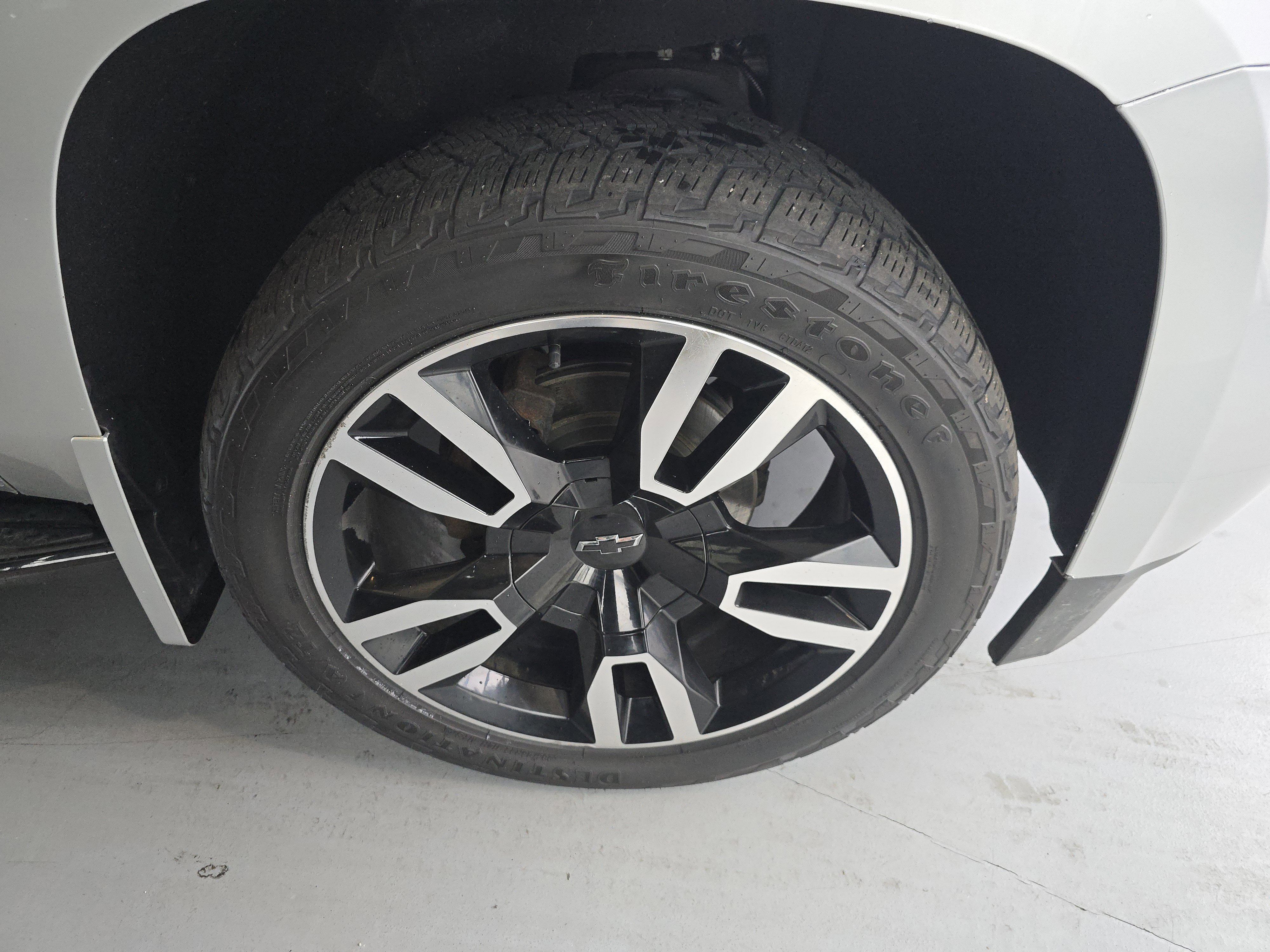 Used 2019 Chevrolet Suburban Premier image 11