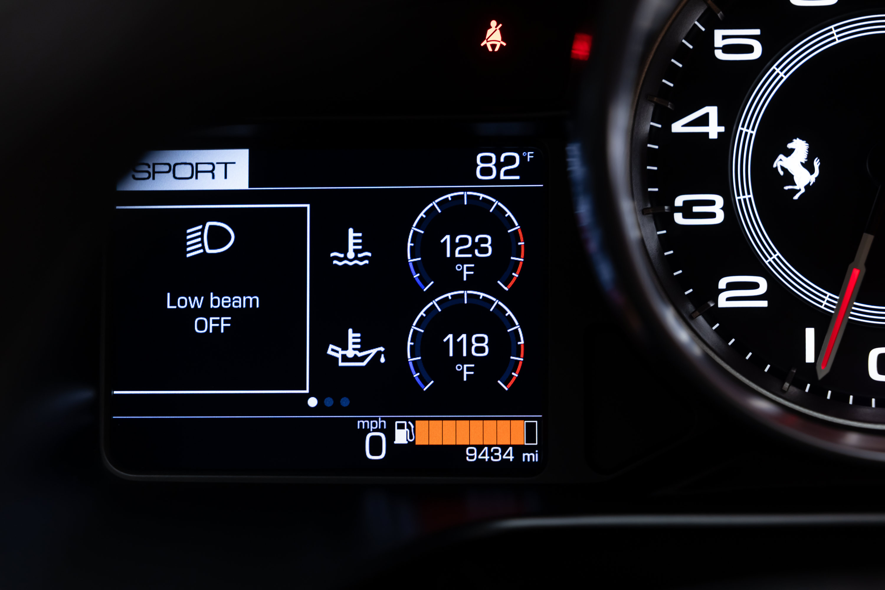 Used 2020 Ferrari Portofino RWD image 45