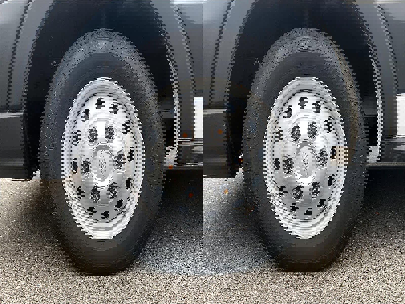 Used 2022 Ford Transit 350 DRW image 7