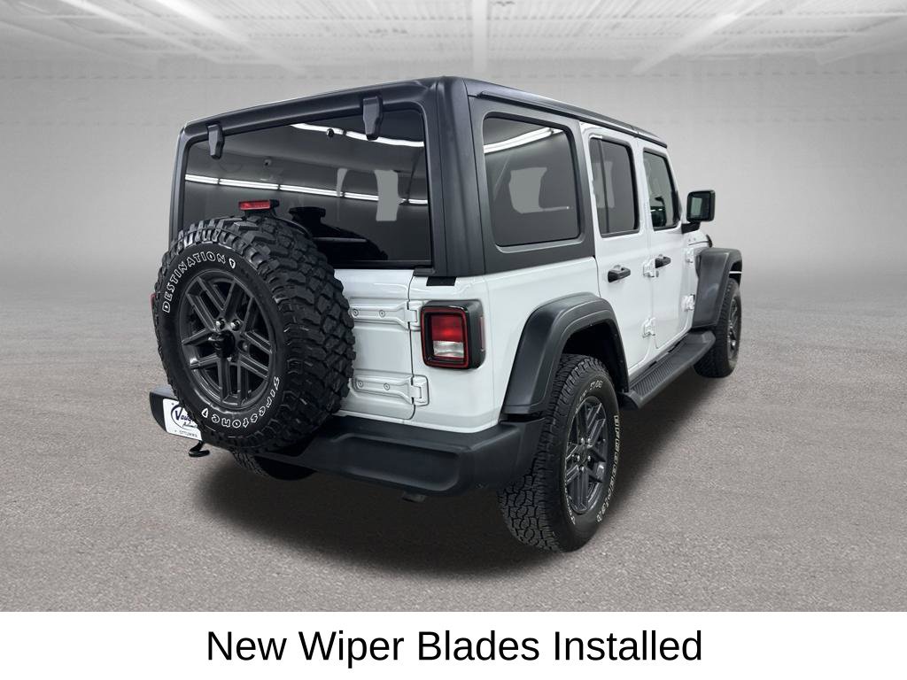Used 2024 Jeep Wrangler Unlimited Sport AWD/4WD image 15
