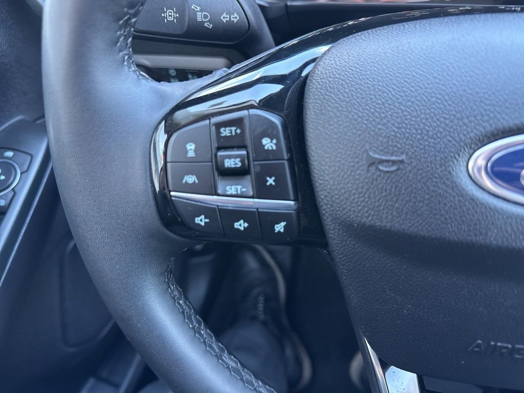 Used 2022 Ford Escape SEL image 19