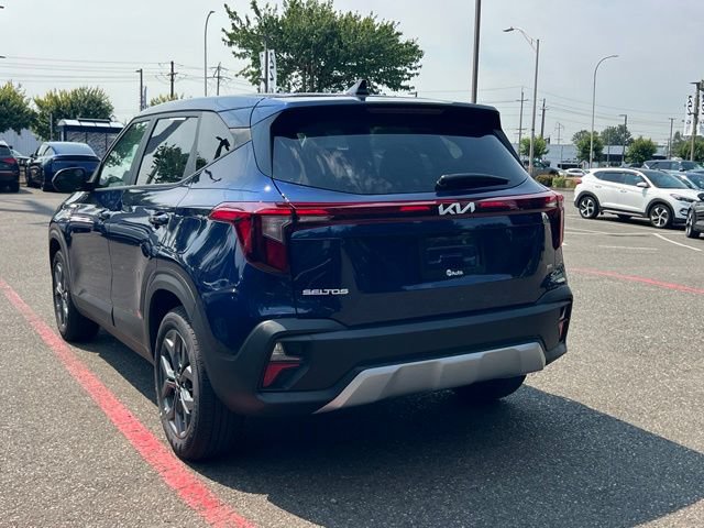 Used 2026 Kia Seltos LX AWD/4WD image 9