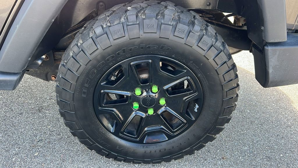Used 2017 Jeep Wrangler Unlimited Sport image 30