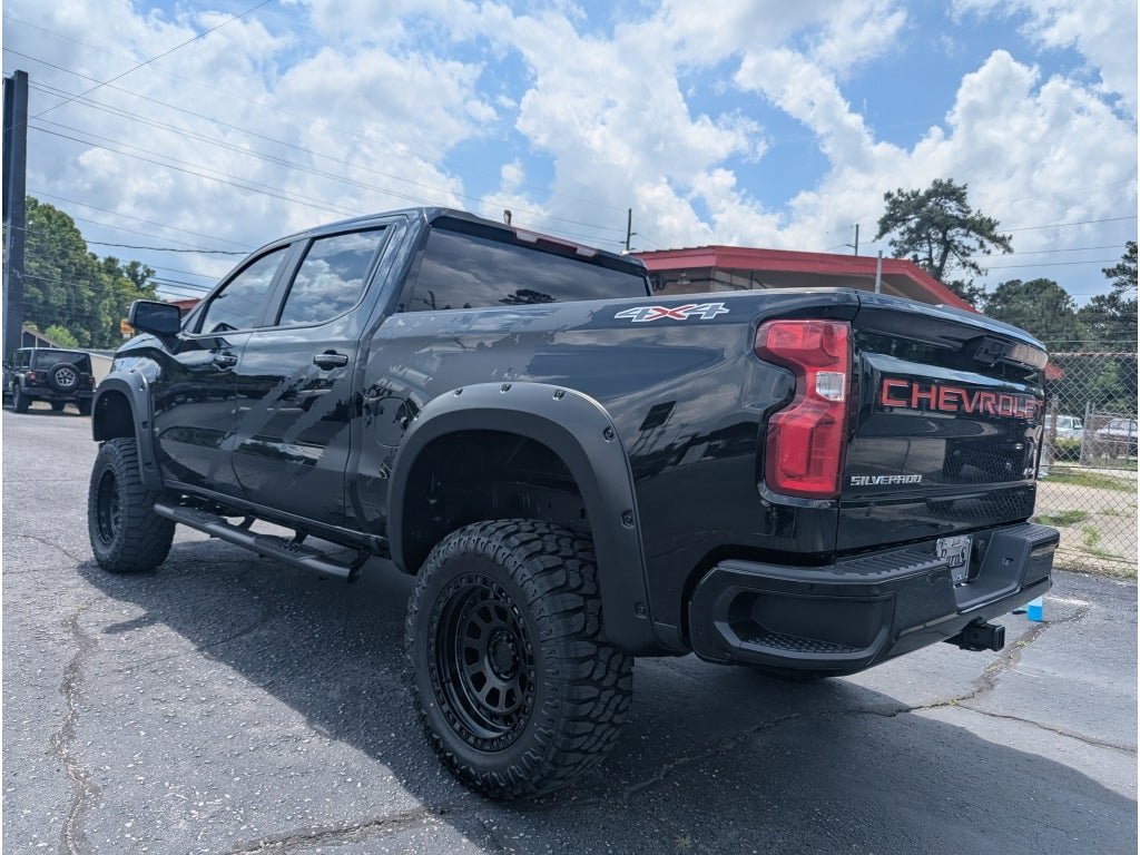 Used 2026 Chevrolet Silverado 1500 RST AWD/4WD image 5