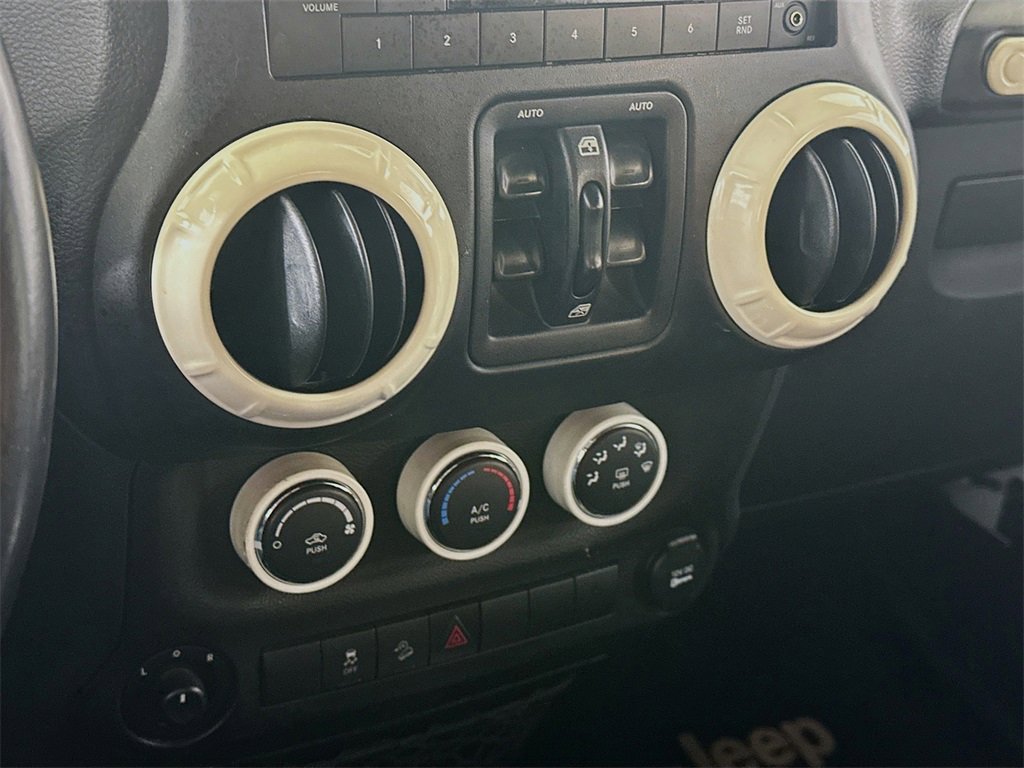 Used 2017 Jeep Wrangler Unlimited Sport w/ Quick Order Package 24S image 18