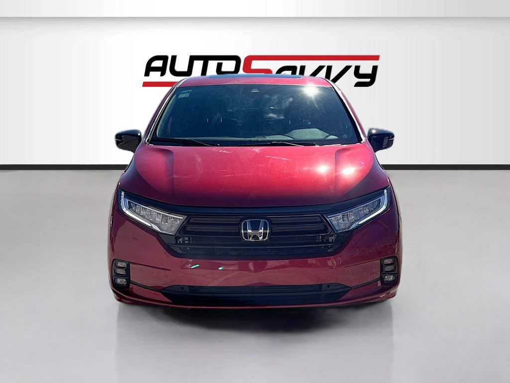 Used 2023 Honda Odyssey Sport image 2