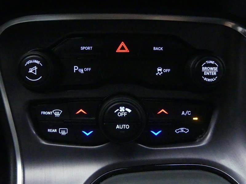 Used 2016 Dodge Challenger SXT w/ Blacktop Package RWD image 18
