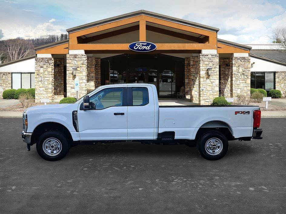 Used 2024 Ford F250 XL w/ XL Driver Assist Package AWD/4WD image 7