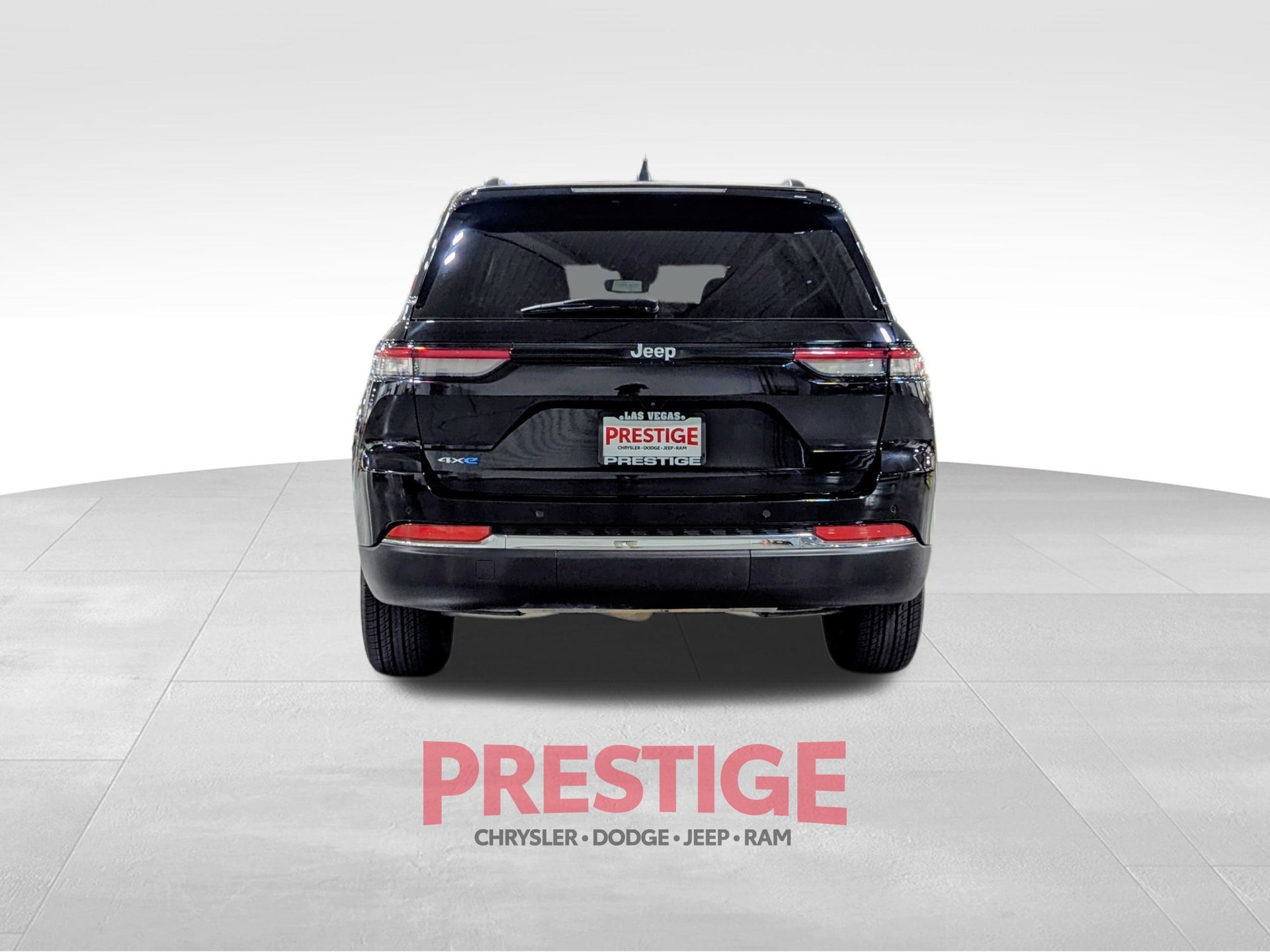 Used 2024 Jeep Grand Cherokee Limited 4xe AWD/4WD image 8
