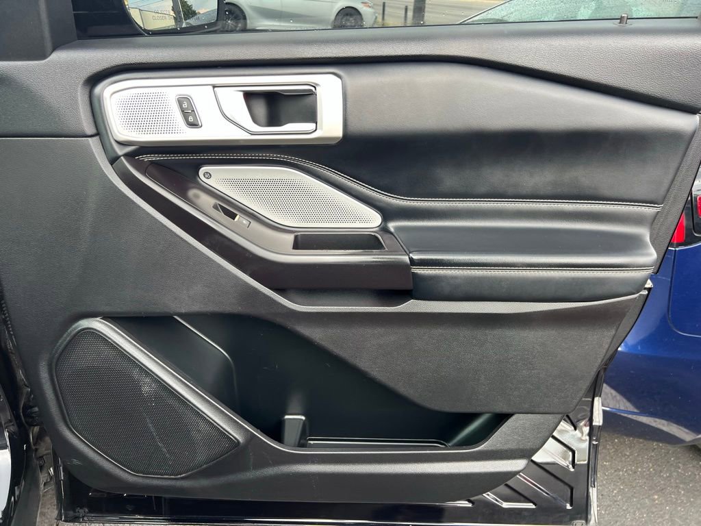 Used 2020 Ford Explorer ST w/ ST Street Pack image 34