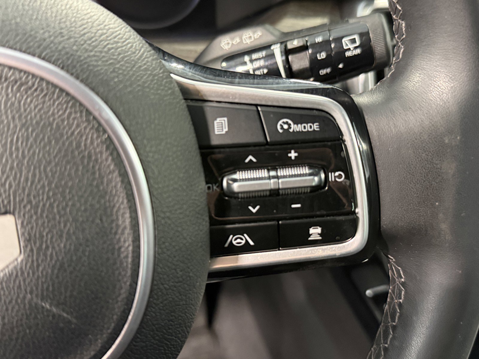 Used 2023 Kia Sorento X-Line EX AWD/4WD image 18