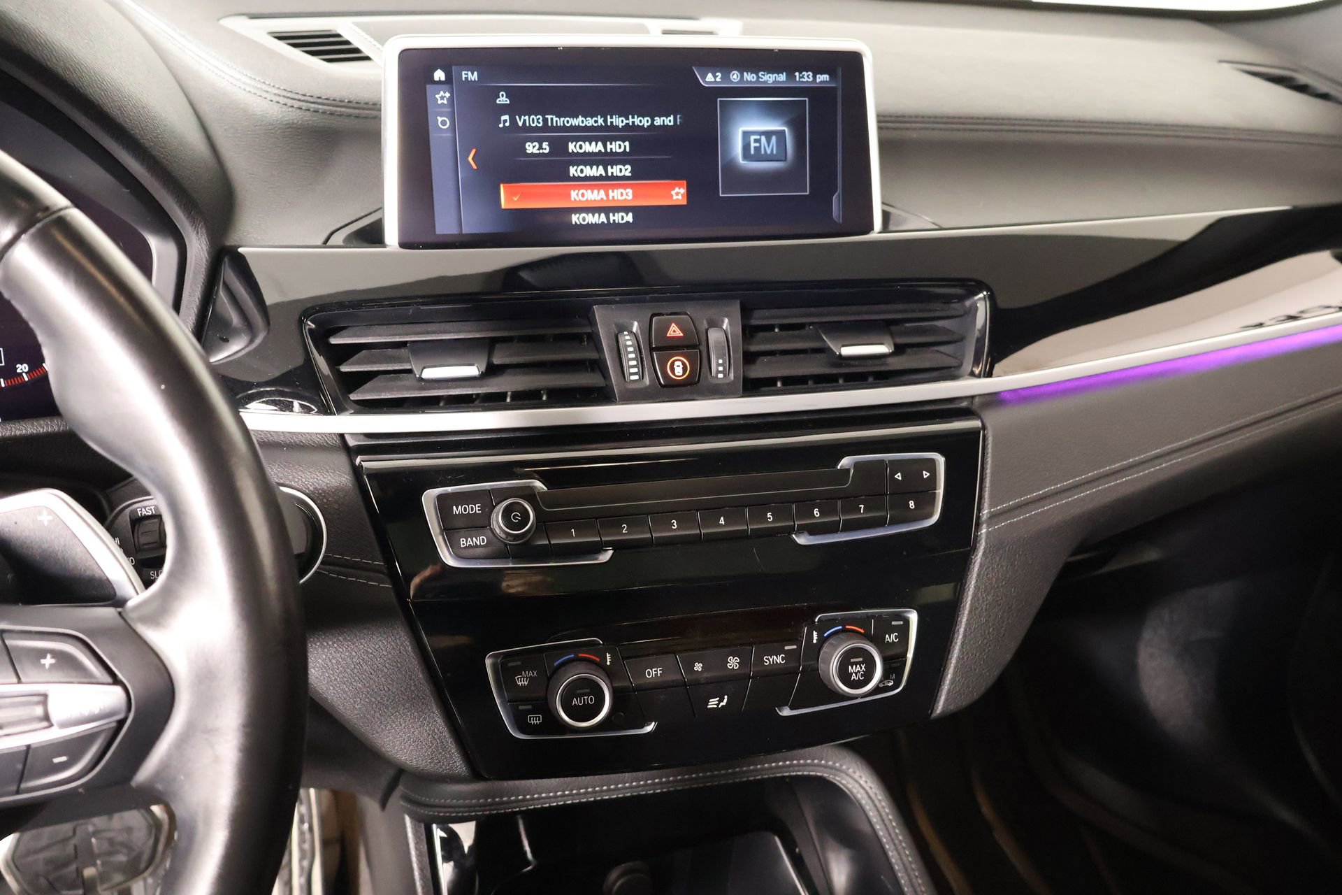 Used 2023 BMW X2 sDrive28i w/ M Sport Package image 5