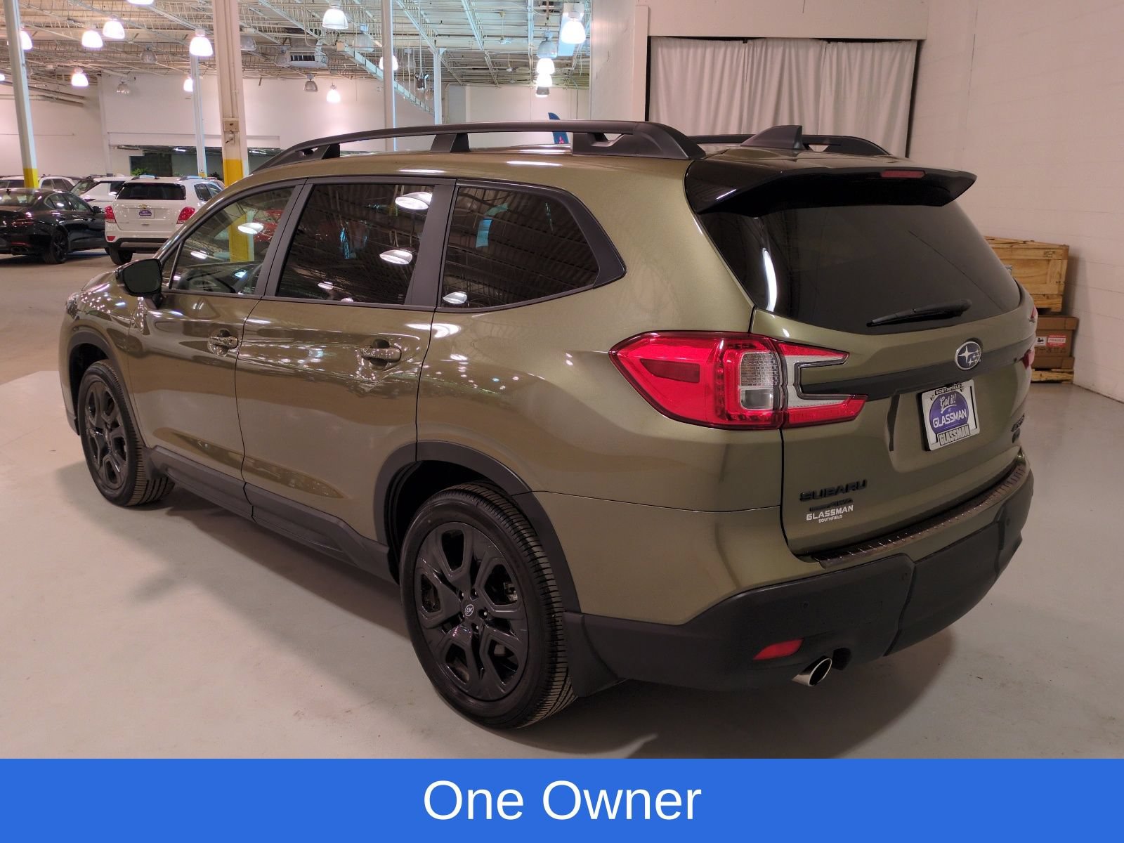 Certified 2025 Subaru Ascent Bronze Edition w/ Onyx Package AWD/4WD image 5