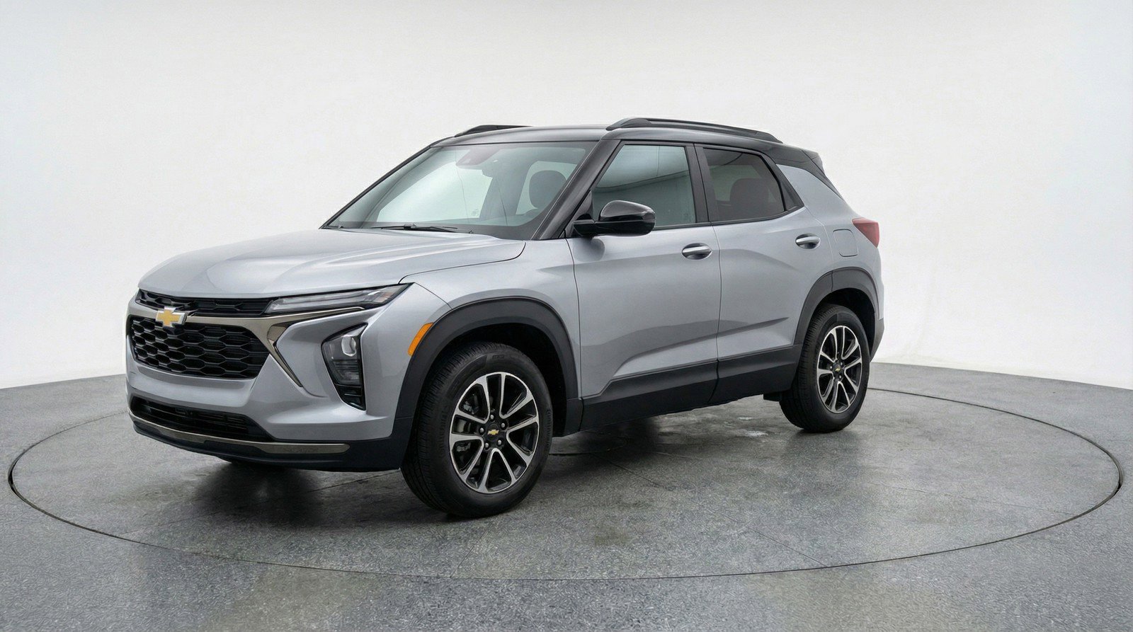 Used 2025 Chevrolet TrailBlazer LT image 3