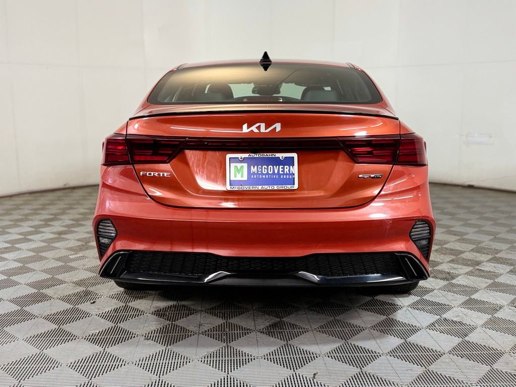 Used 2023 Kia Forte GT-Line w/ GT-Line Premium Package FWD image 5