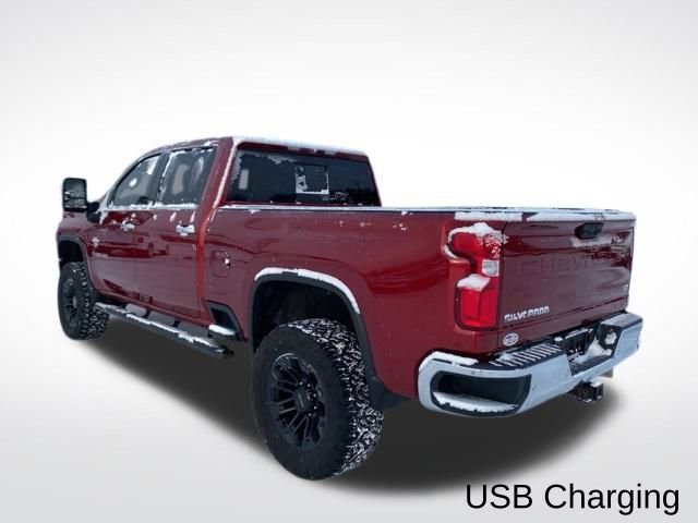 Used 2020 Chevrolet Silverado 2500 LTZ w/ LTZ Premium Package image 3