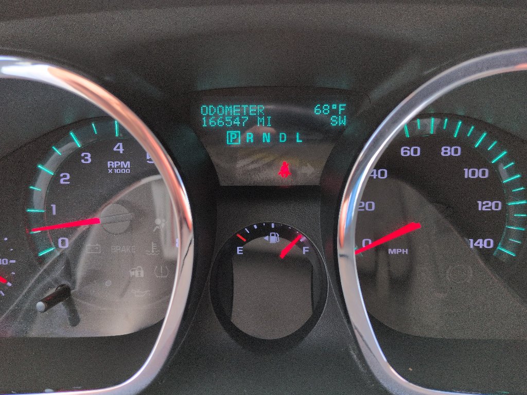 Used 2012 Chevrolet Traverse LT FWD image 17