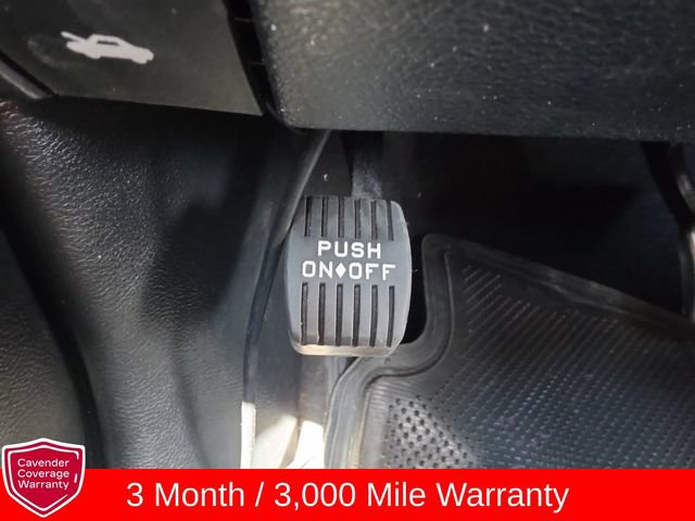 Used 2020 Dodge Challenger SXT RWD image 29