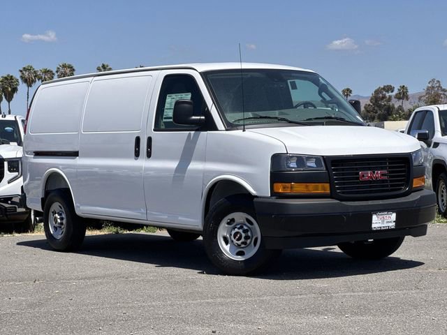 New 2026 GMC Savana 2500 w/ Driver Convenience Package RWD image 1