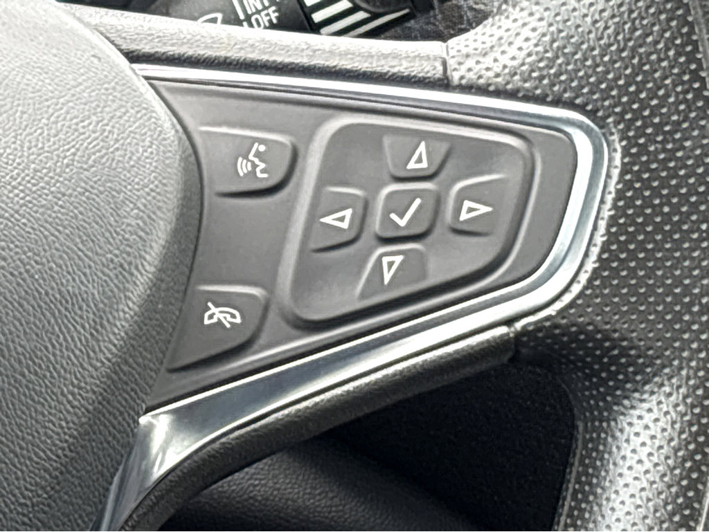 Used 2024 Chevrolet Malibu LT FWD image 14