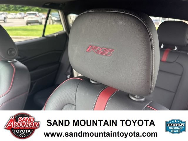 Used 2024 Chevrolet Trax RS w/ Sunroof Package FWD image 17