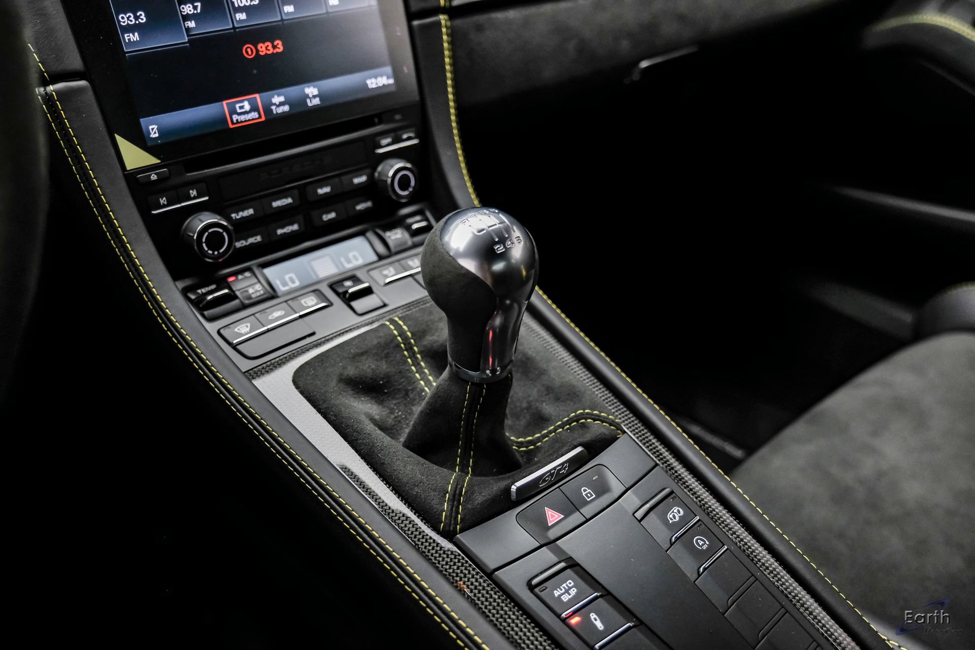 Used 2023 Porsche 718 Cayman GT4 RWD image 60