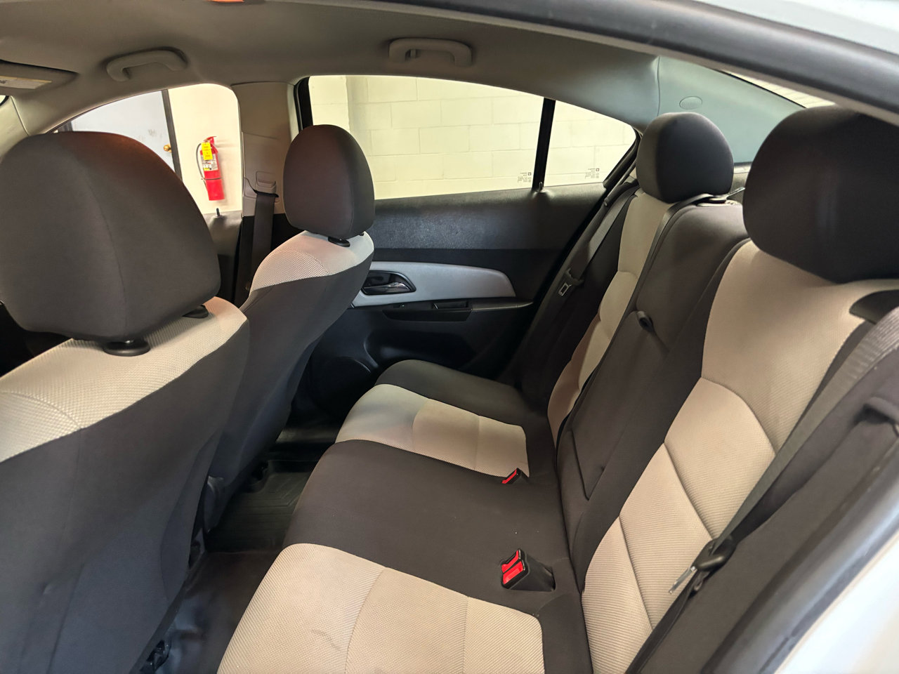 Used 2014 Chevrolet Cruze LS image 8