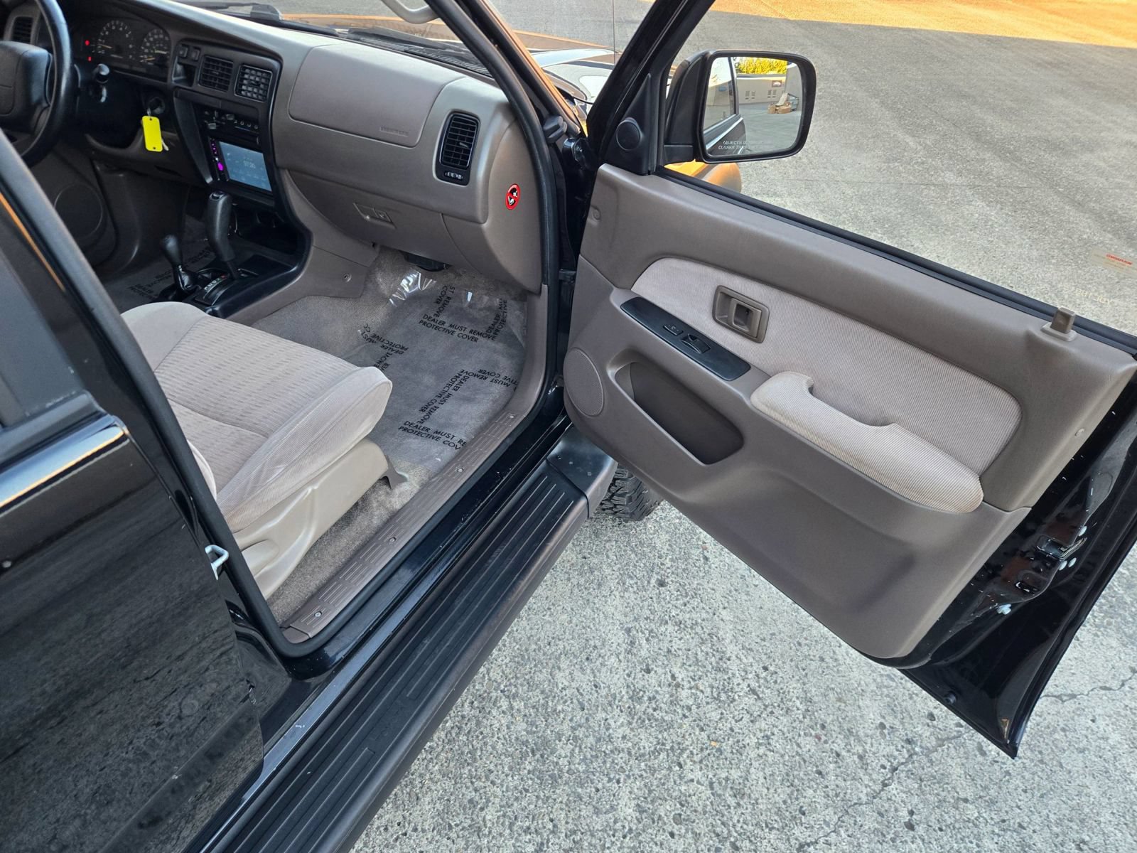 Used 1997 Toyota 4Runner SR5 AWD/4WD image 15
