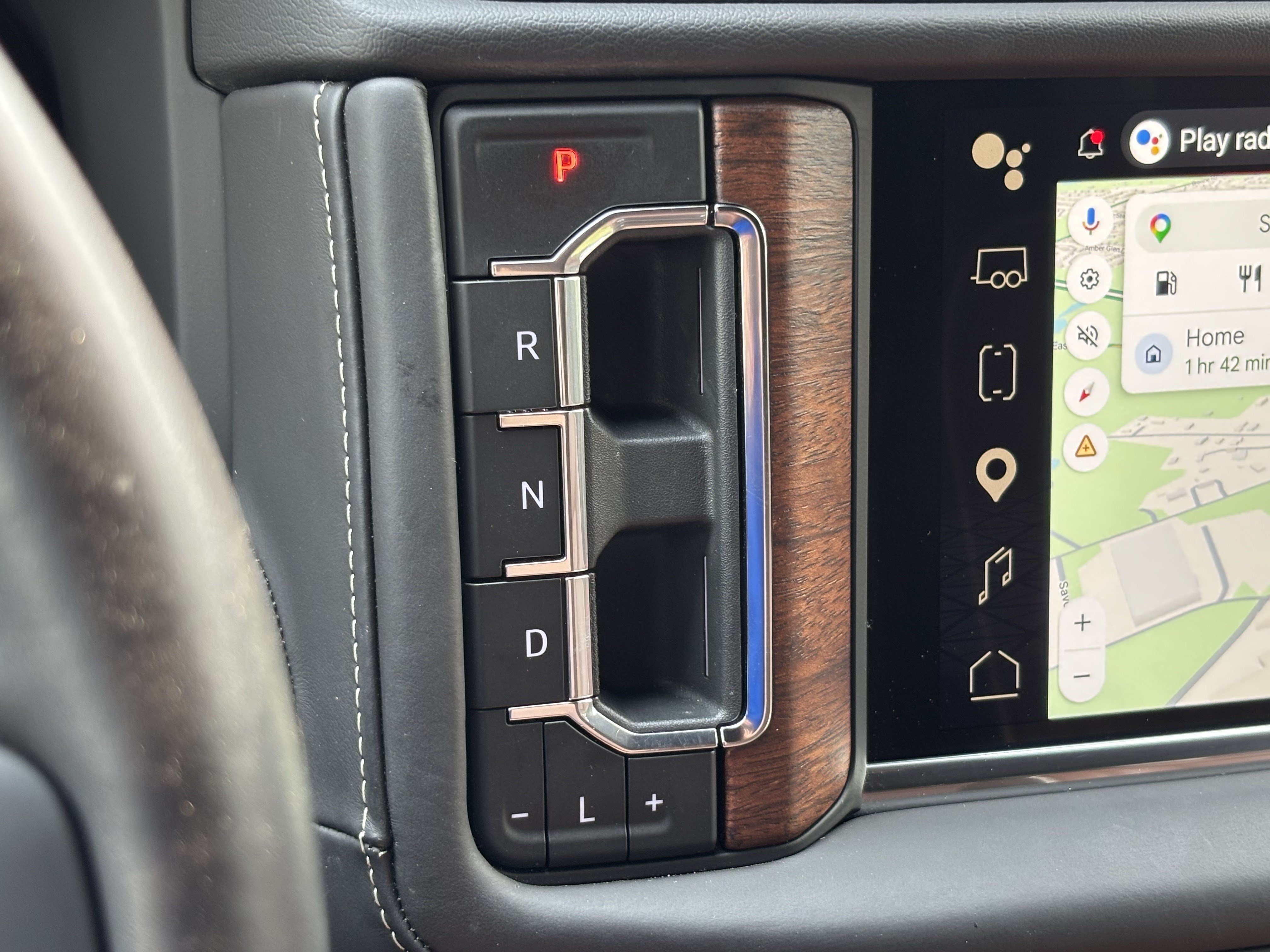 Used 2024 GMC Yukon Denali Ultimate AWD/4WD image 27