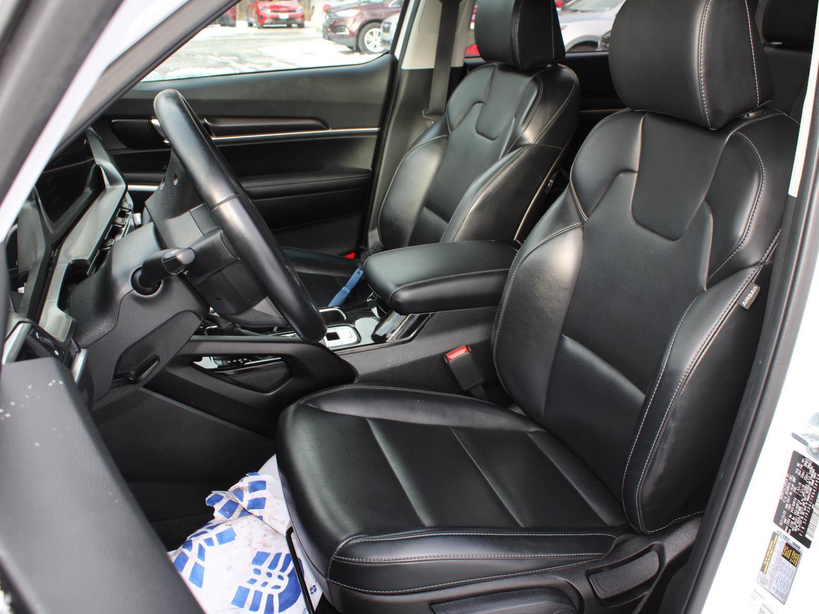 Used 2024 Kia Telluride LX image 14