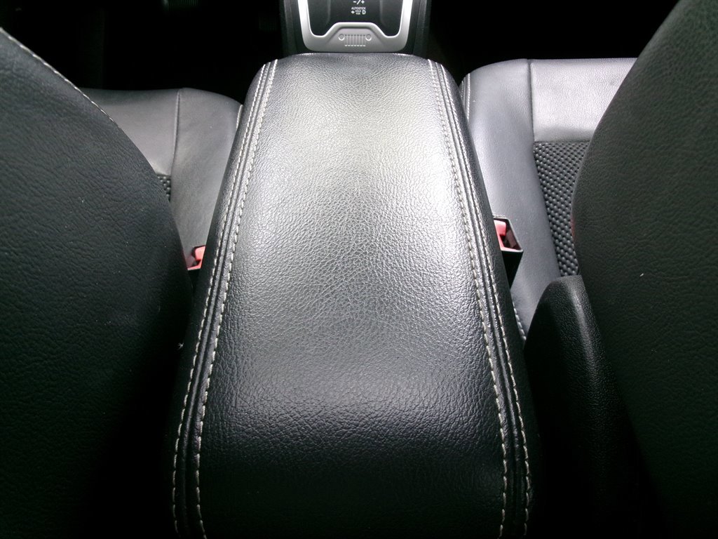 Used 2014 Jeep Compass Latitude w/ Sun/Sound Group FWD image 48