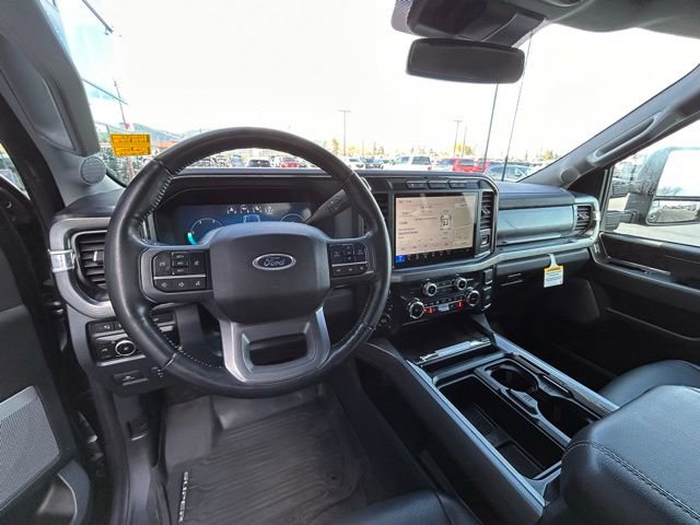 Used 2024 Ford F350 Lariat image 27
