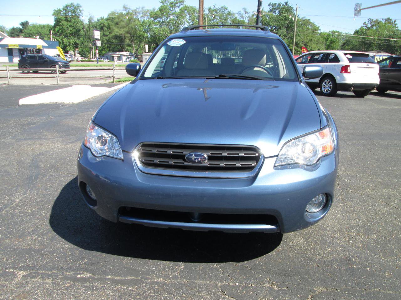 Used 2007 Subaru Outback 2.5i Limited AWD/4WD image 6