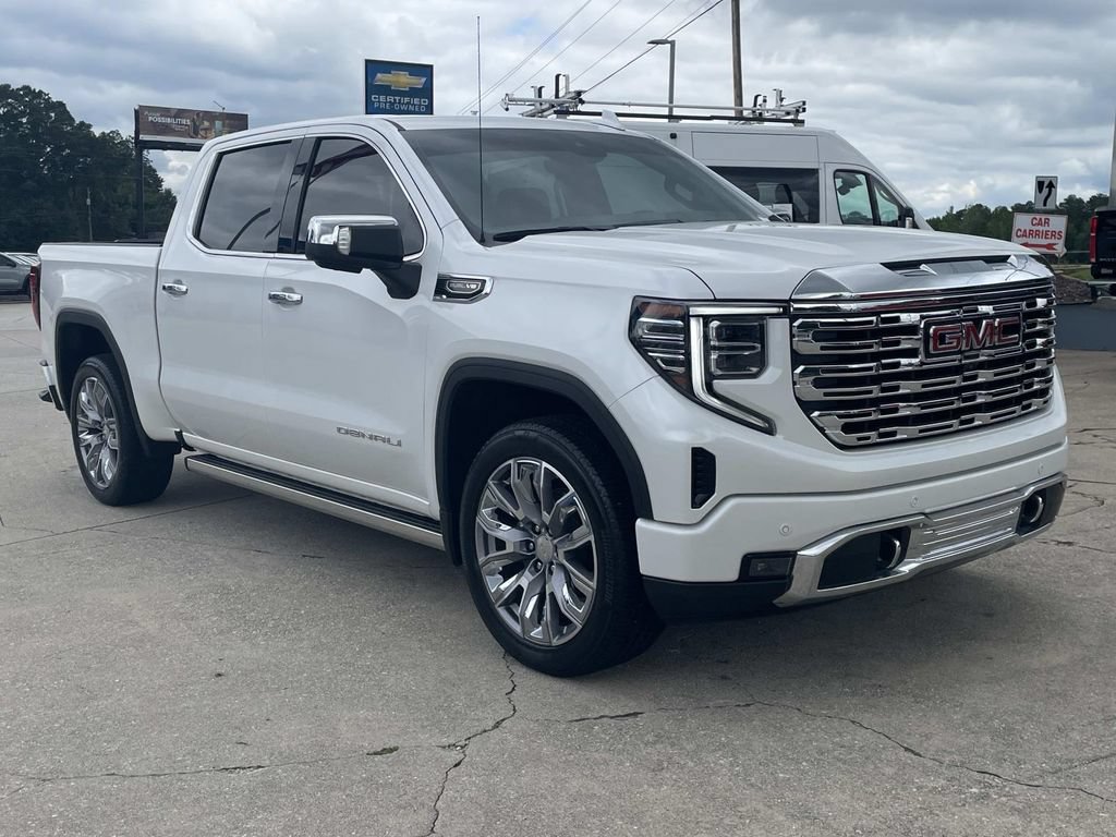 Used 2023 GMC Sierra 1500 Denali w/ Denali Reserve Package AWD/4WD image 5