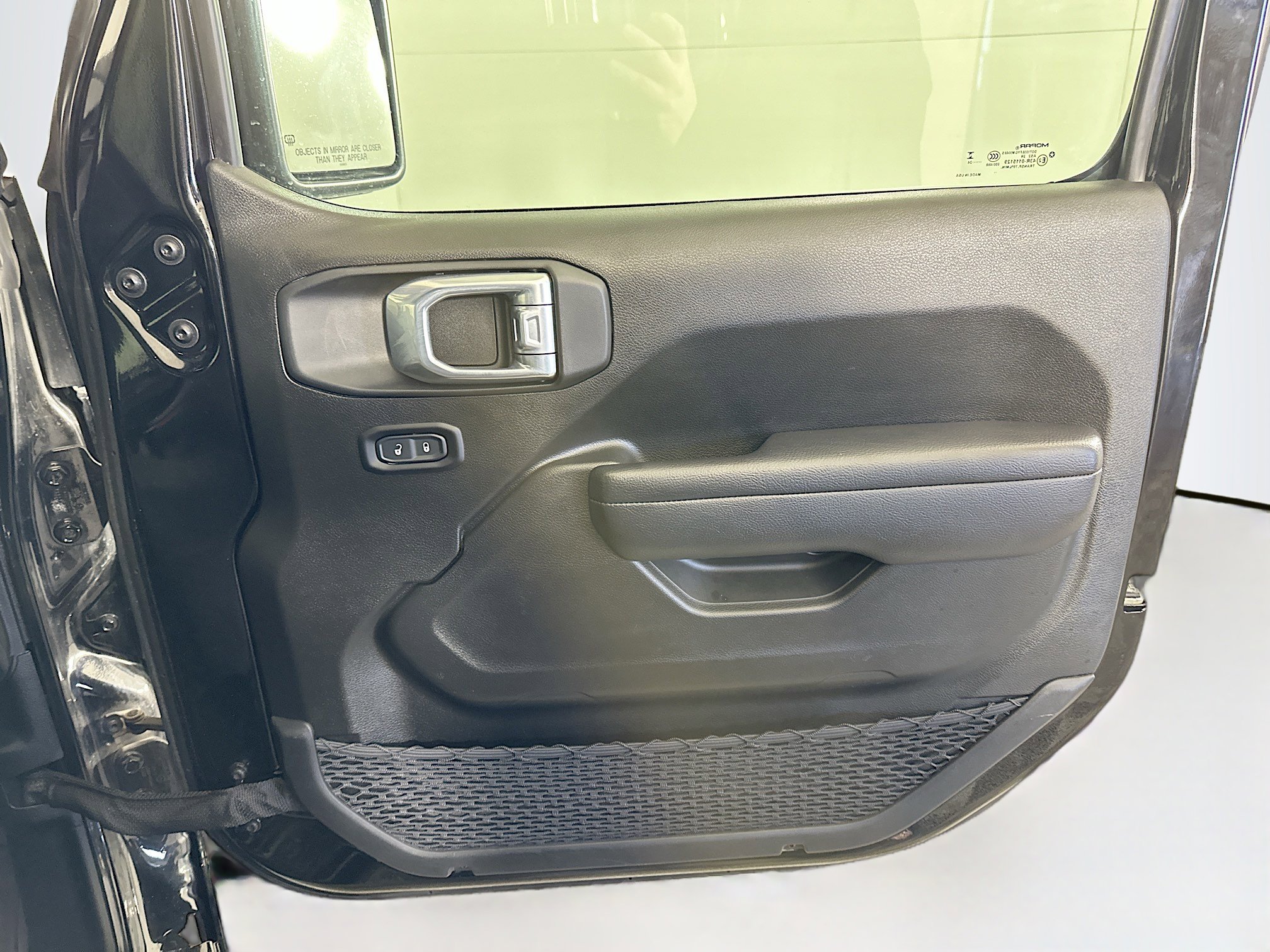 Used 2024 Jeep Wrangler Sport S image 30