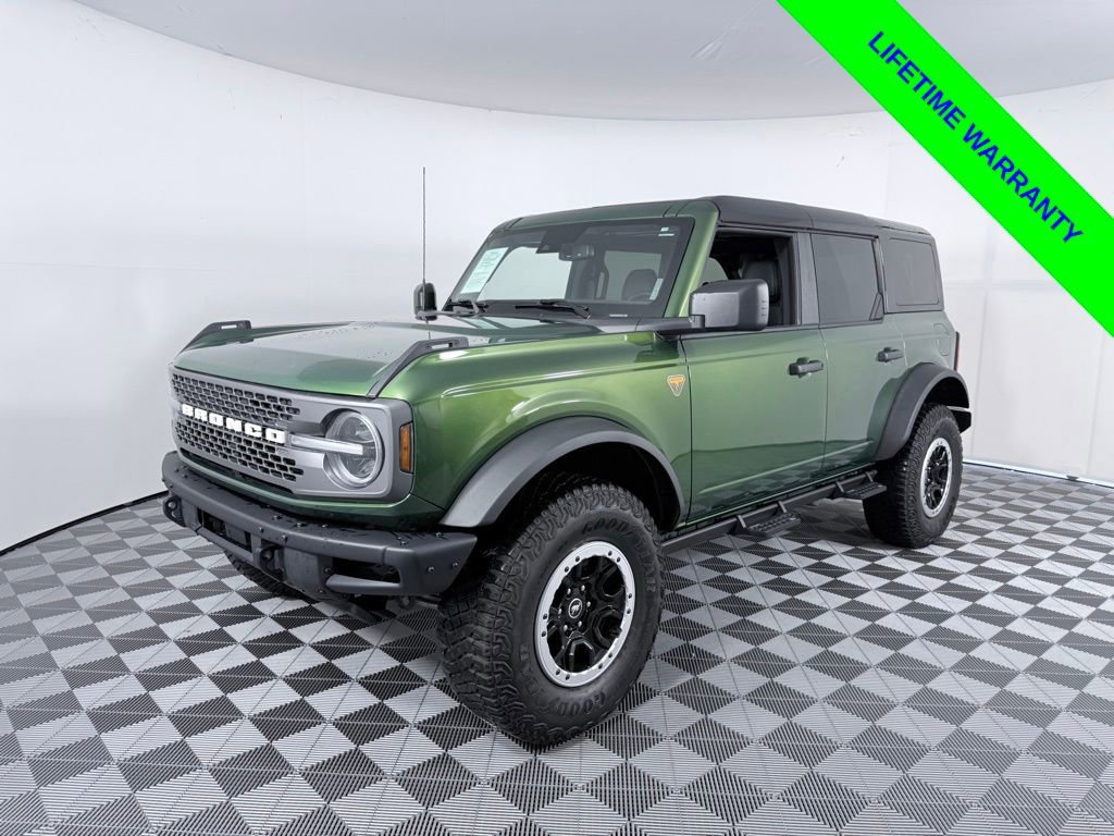 Used 2024 Ford Bronco Badlands w/ Sasquatch Package AWD/4WD video 1
