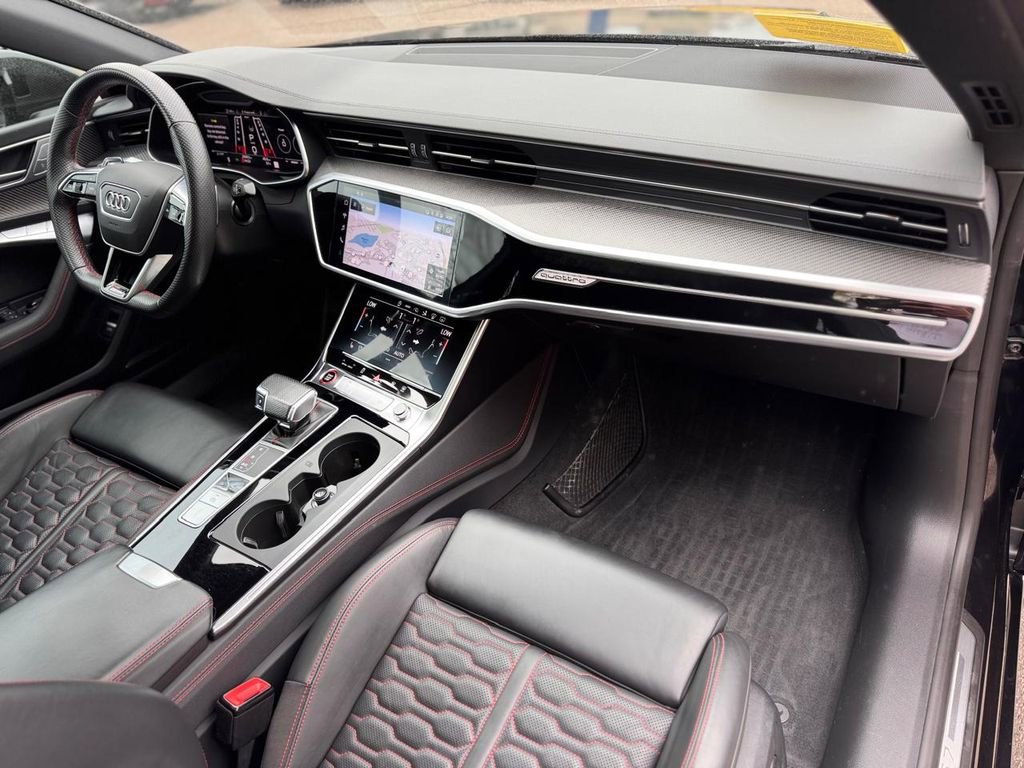 Used 2022 Audi RS 7 Sportback AWD/4WD image 23