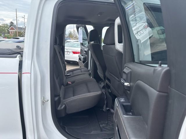 Used 2018 Chevrolet Silverado 1500 LT w/ All Star Edition AWD/4WD image 11