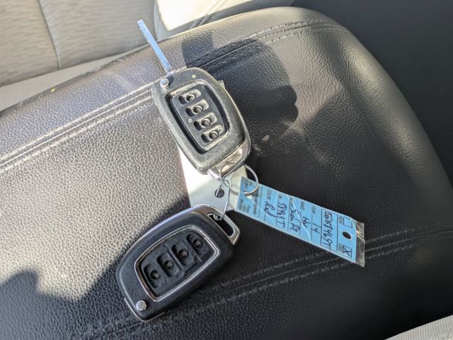 Used 2014 Hyundai Santa Fe Sport w/ Popular Equipment Package 02 image 31