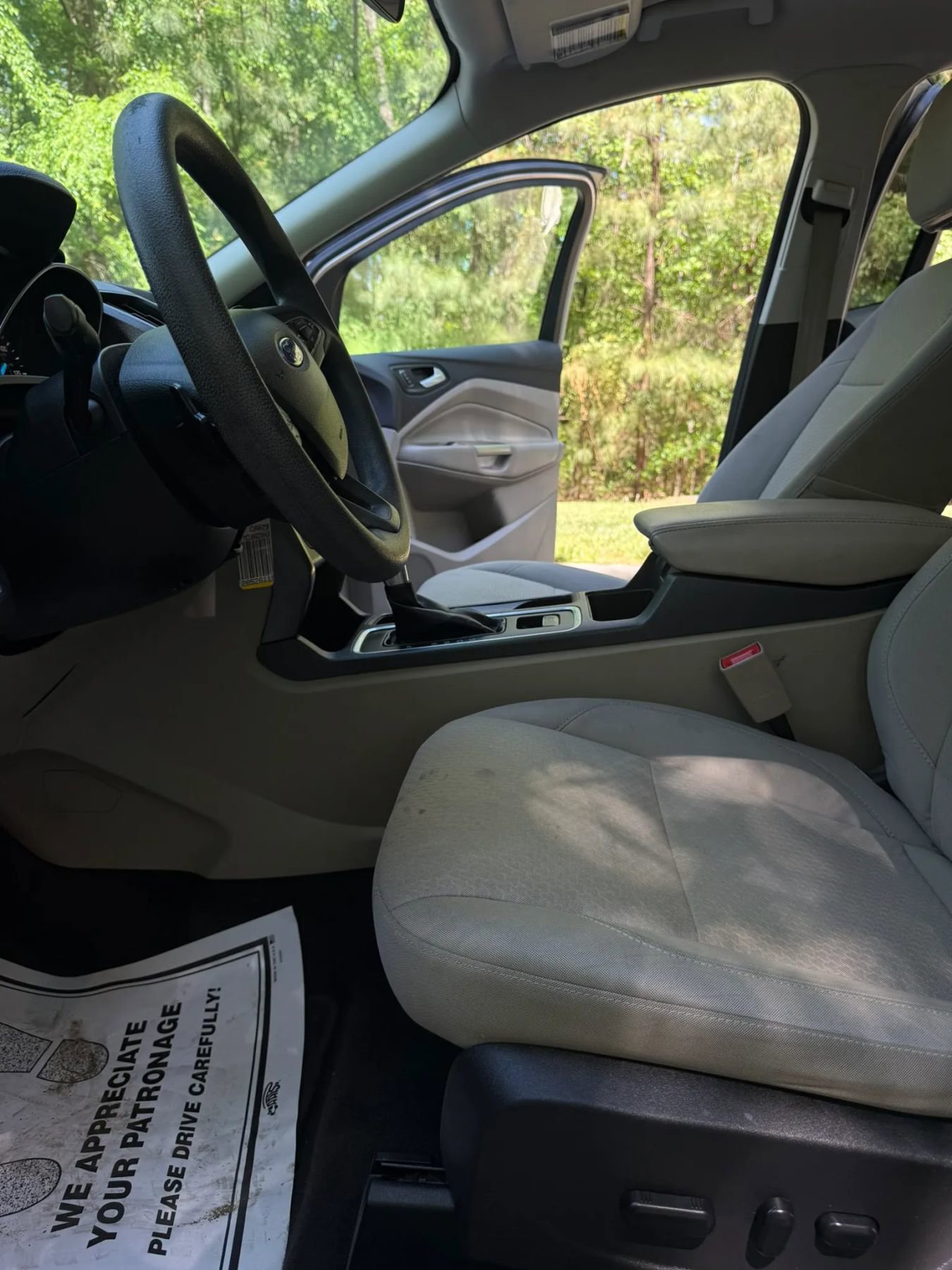 Used 2017 Ford Escape SE FWD image 10