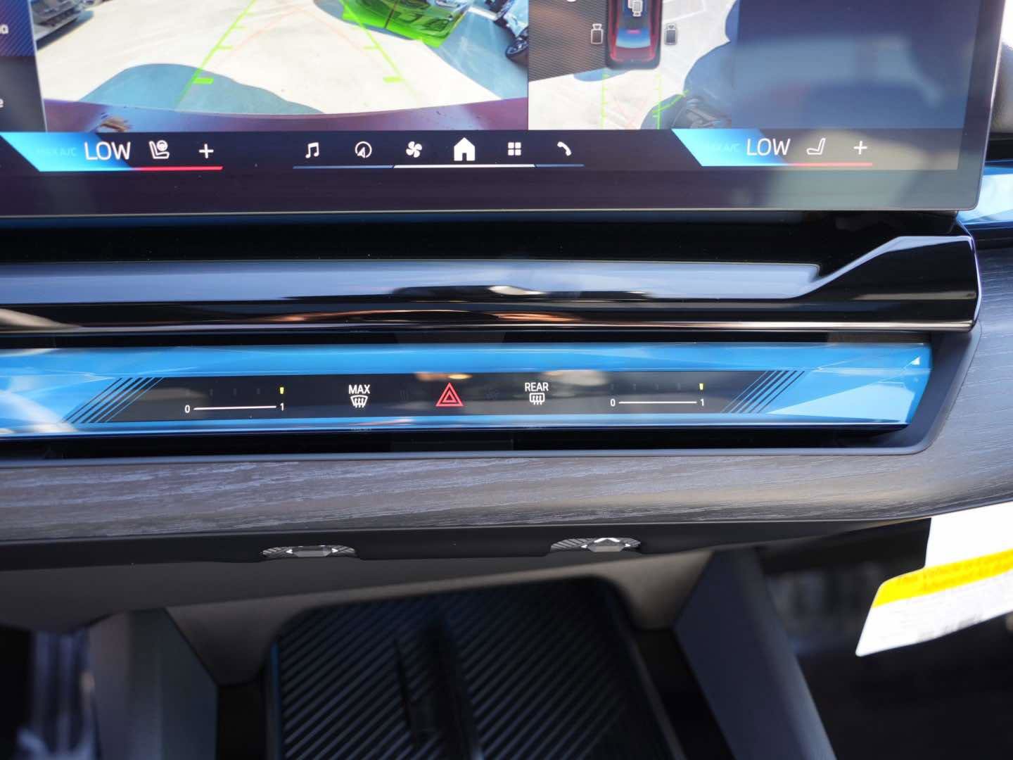 Used 2025 BMW i5 M60 w/ Dynamic Handling Package image 23