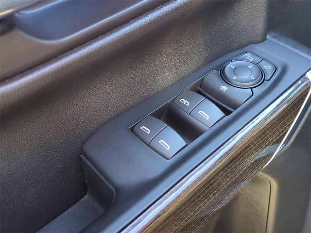 Used 2022 Chevrolet Silverado 1500 RST image 12