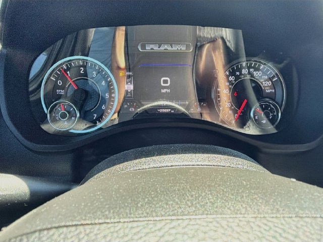 Used 2025 RAM 1500 Laramie w/ Sport Appearance Package AWD/4WD image 38