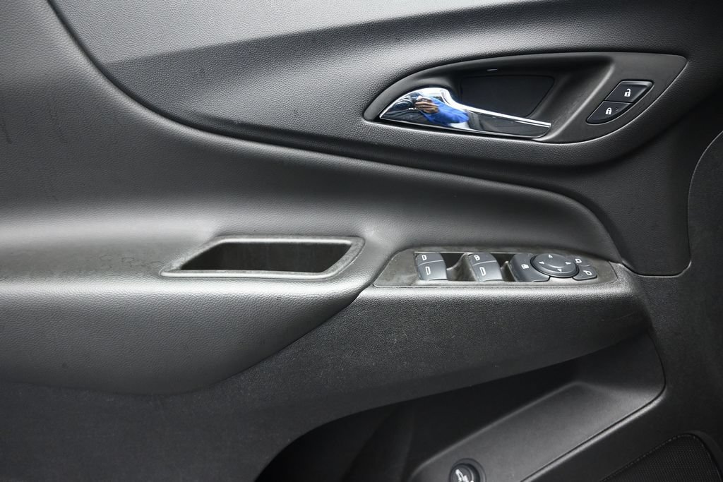 Used 2024 Chevrolet Equinox LT FWD image 18