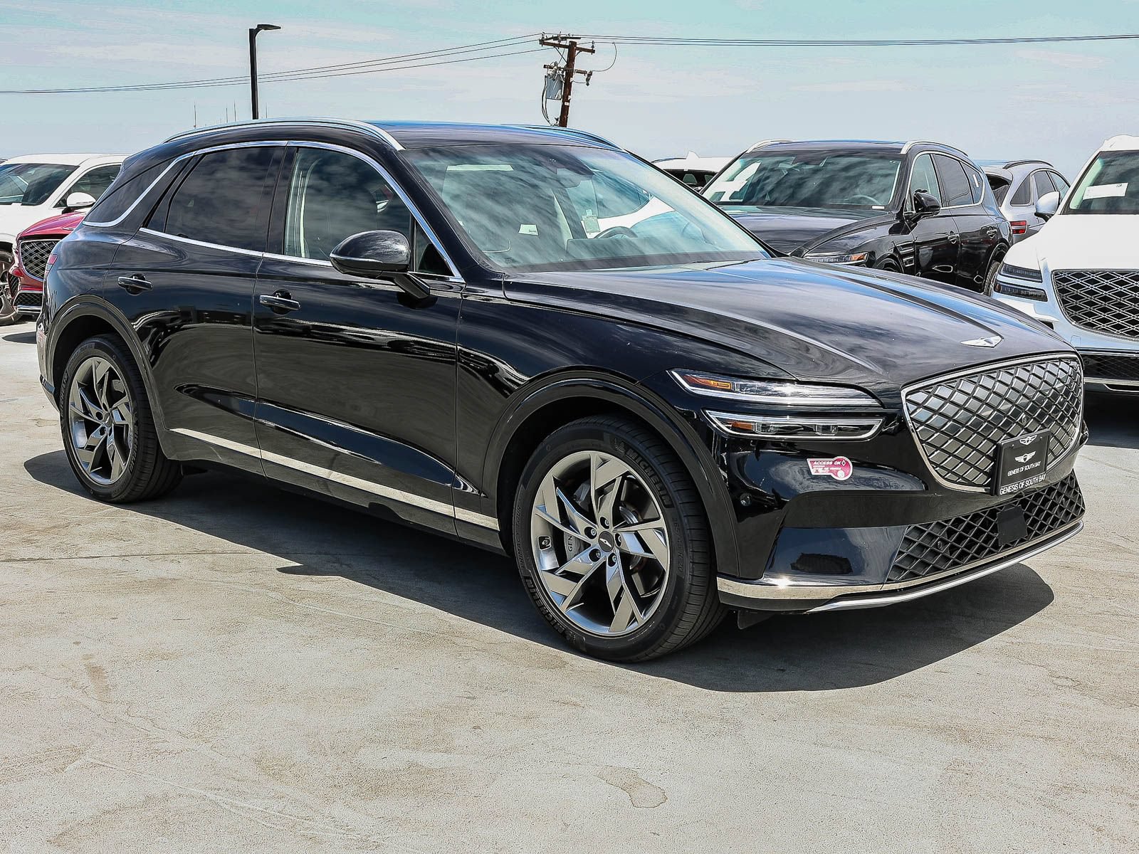 Used 2023 Genesis Electrified GV70 AWD/4WD image 3
