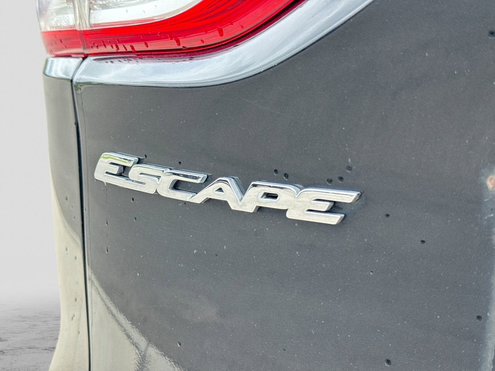 Used 2014 Ford Escape Titanium w/ Equipment Group 401A AWD/4WD image 15