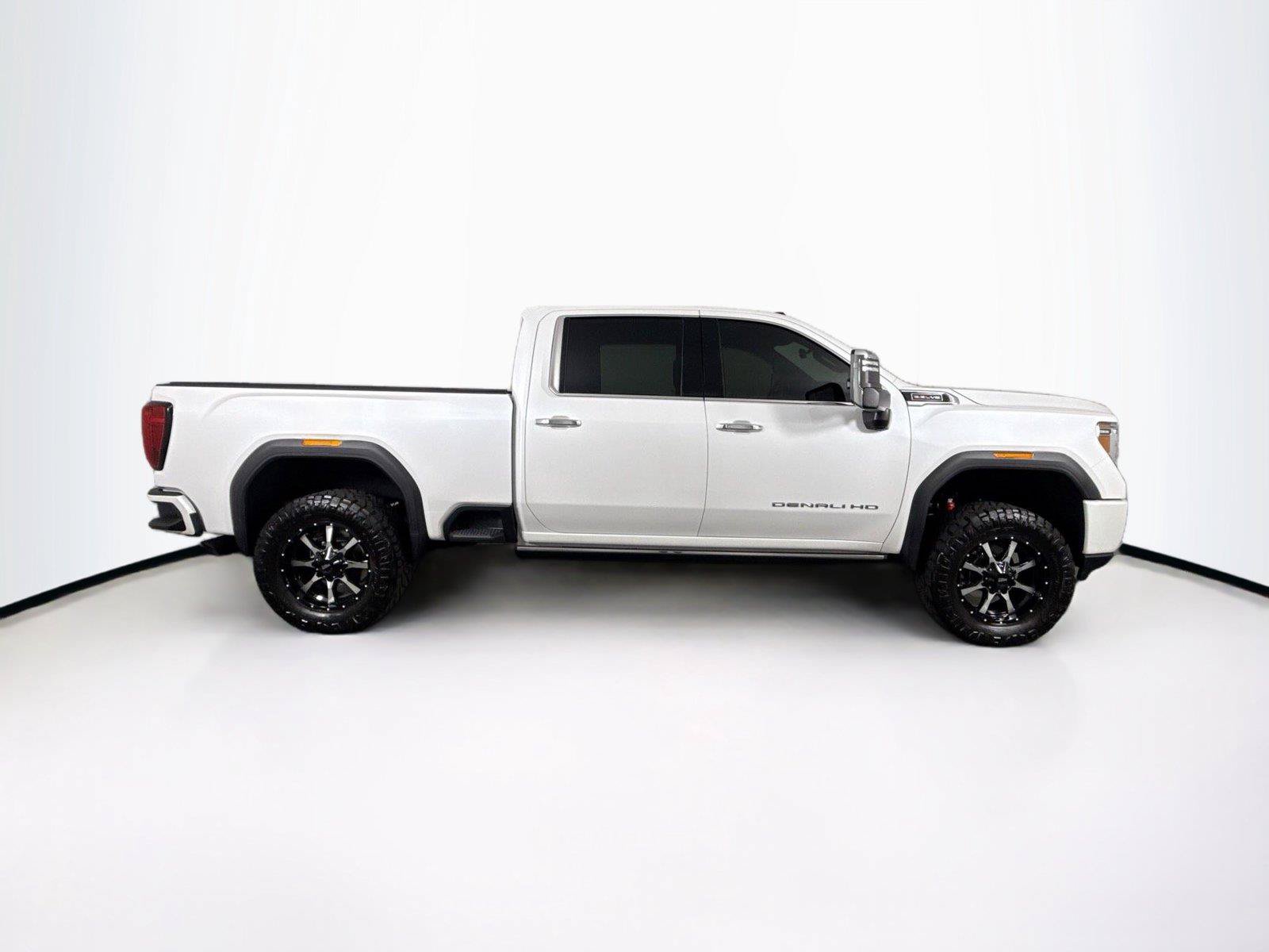 Used 2022 GMC Sierra 2500 Denali w/ Denali Ultimate Package AWD/4WD image 6