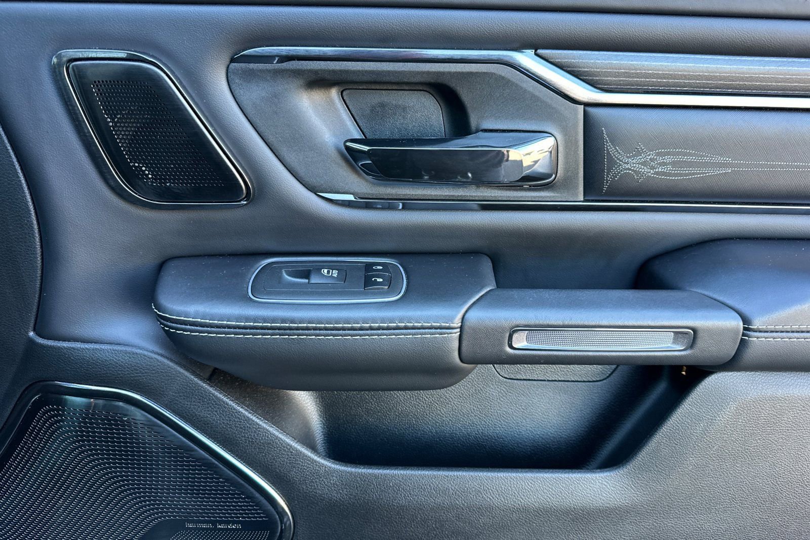 Used 2023 RAM 1500 Limited w/ Night Edition image 18