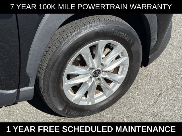 Used 2022 Toyota Corolla Cross LE AWD/4WD image 7