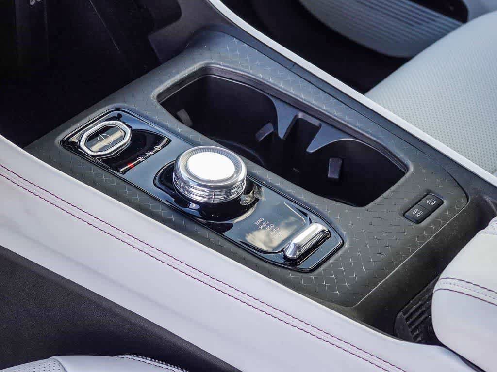 Used 2025 Jeep Wagoneer S Limited AWD/4WD image 17